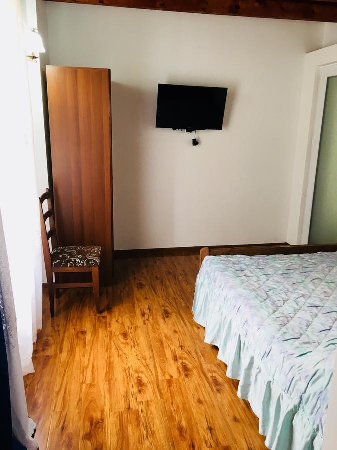 Guest House Maxim Makhinjauri Extérieur photo